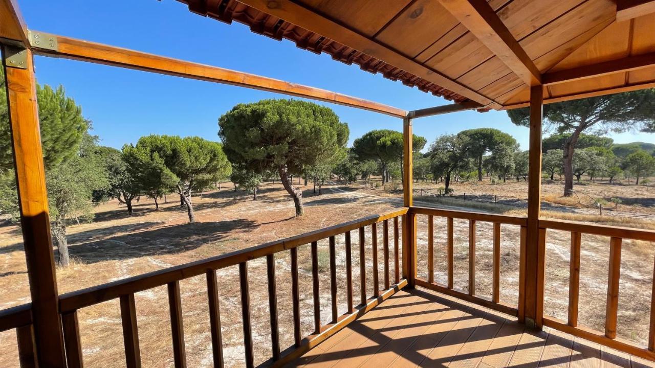 Suspended Wooden House - Monte Da Cortica Villa Águas de Moura Exteriör bild